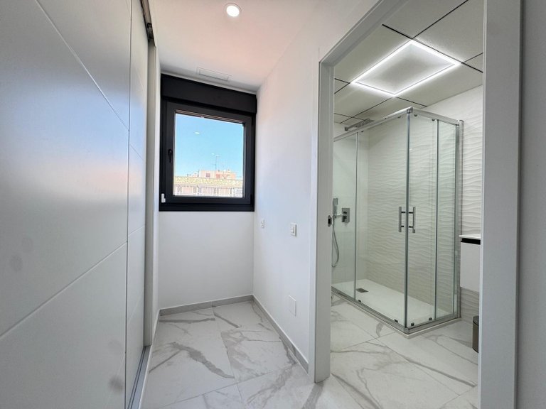 Penthouse for Sale in Centro, Torrevieja, Alicante 15