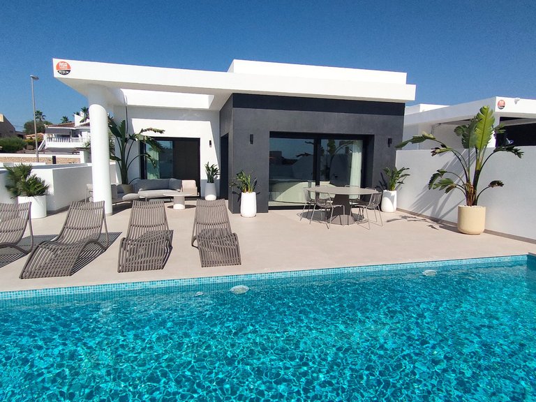 Villa for Sale in Ciudad Quesada, Ciudad Quesada - Rojales, Alicante 37