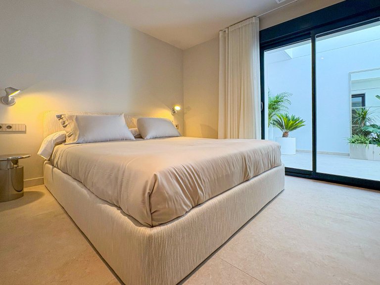 Villa for Sale in Ciudad Quesada, Ciudad Quesada - Rojales, Alicante 16