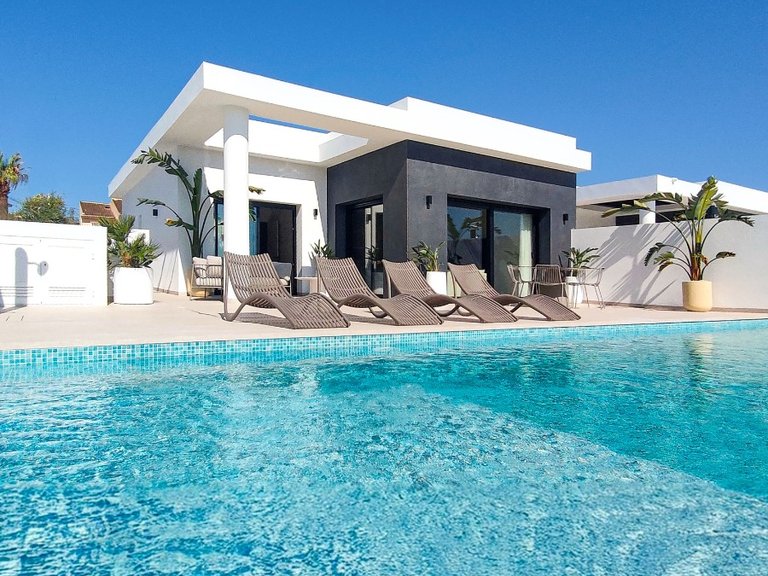 Villa for Sale in Ciudad Quesada, Ciudad Quesada - Rojales, Alicante 38