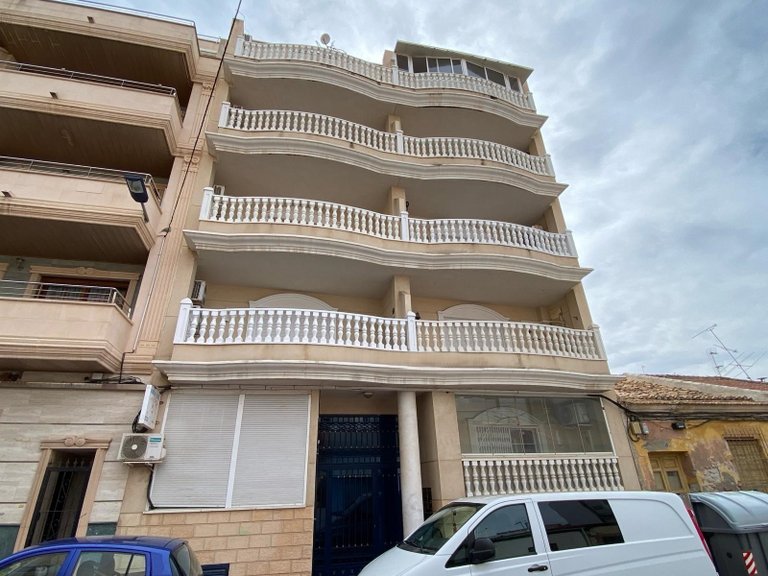 Apartment for Sale in Playa del Cura, Torrevieja, Alicante 1