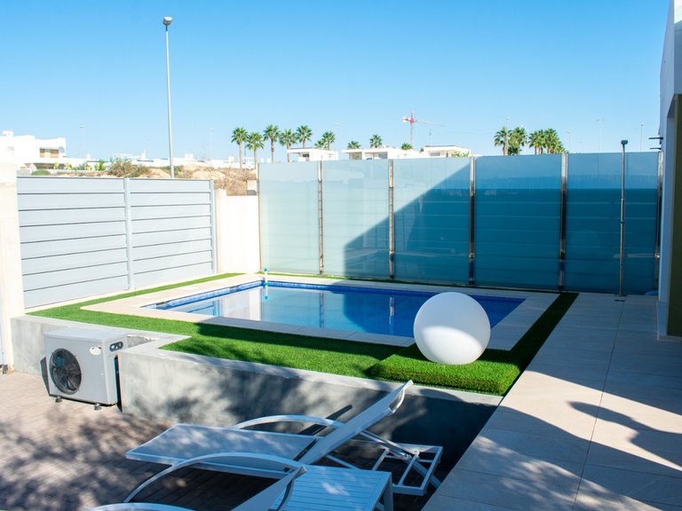 Villa for Sale in Vistabella Golf, Alicante 3