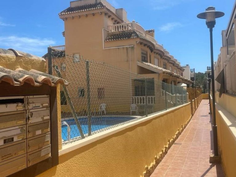 Town House for Sale in Urbanizaciones, Guardamar Del Segura, Alicante 29