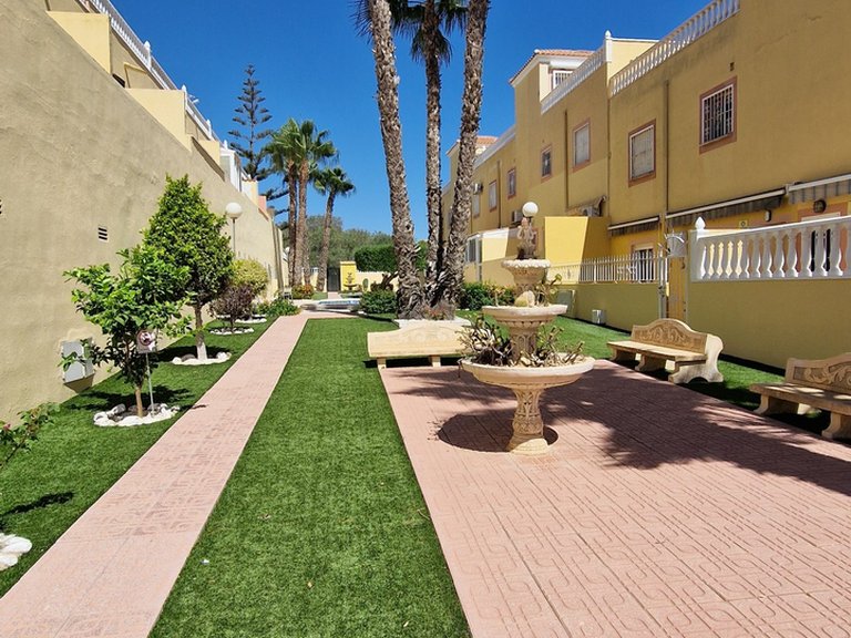 Town House for Sale in Villamartín-Las Filipinas, Orihuela Costa, Alicante 18