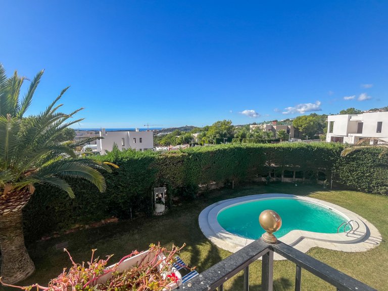 Villa for Sale in Balcon sierra cortina, Finestrat, Alicante 2