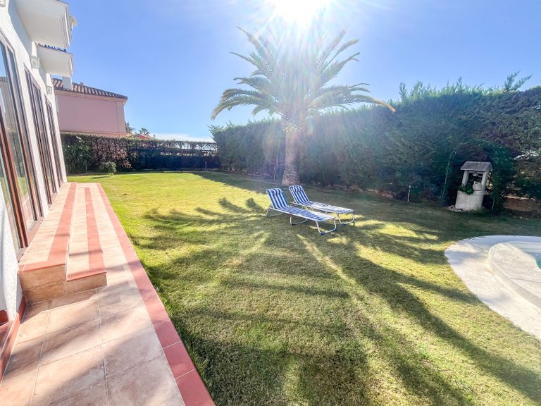 Villa for Sale in Balcon sierra cortina, Finestrat, Alicante 13