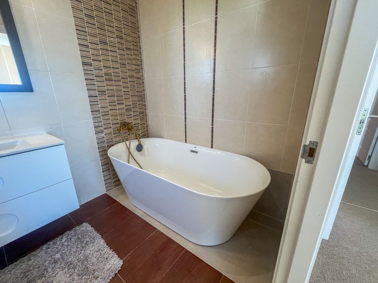 Villa for Sale in Balcon sierra cortina, Finestrat, Alicante 37