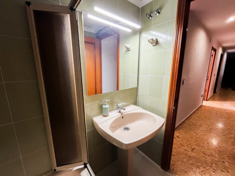 Apartment for Sale in Centro, Alicante, Alicante 26