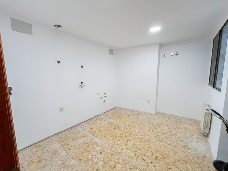 Apartment for Sale in Centro, Alicante, Alicante 12