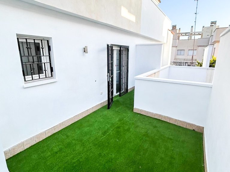 Town House for Sale in Torre de la Horadada, Pilar De La Horadada, Alicante 35