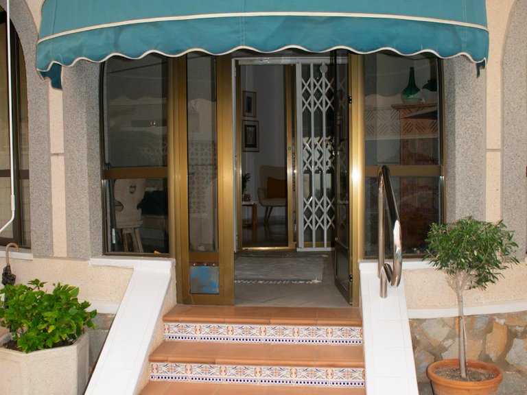 Villa for Sale in Torrevieja, - 27