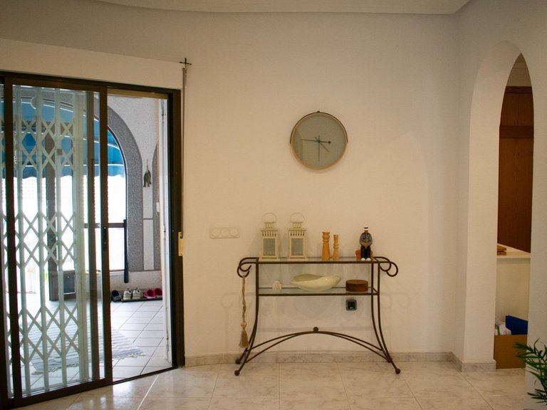 Villa for Sale in Torrevieja, - 33