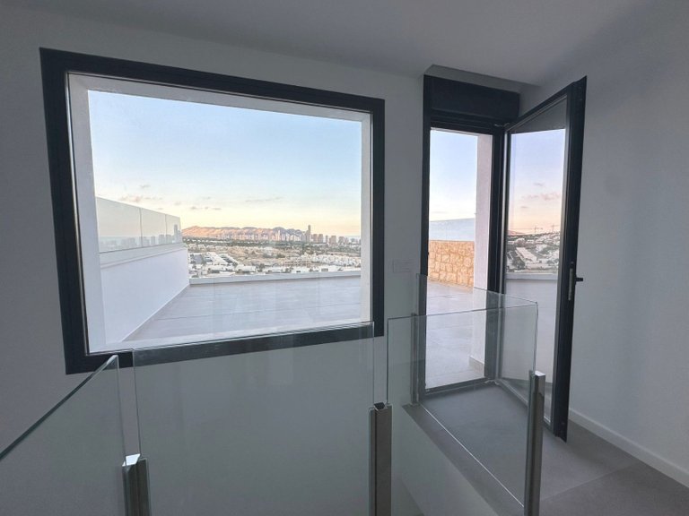 Penthouse for Sale in Finestrat, Alicante 25