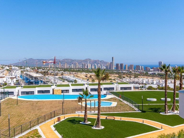 Penthouse for Sale in Finestrat, Alicante 42