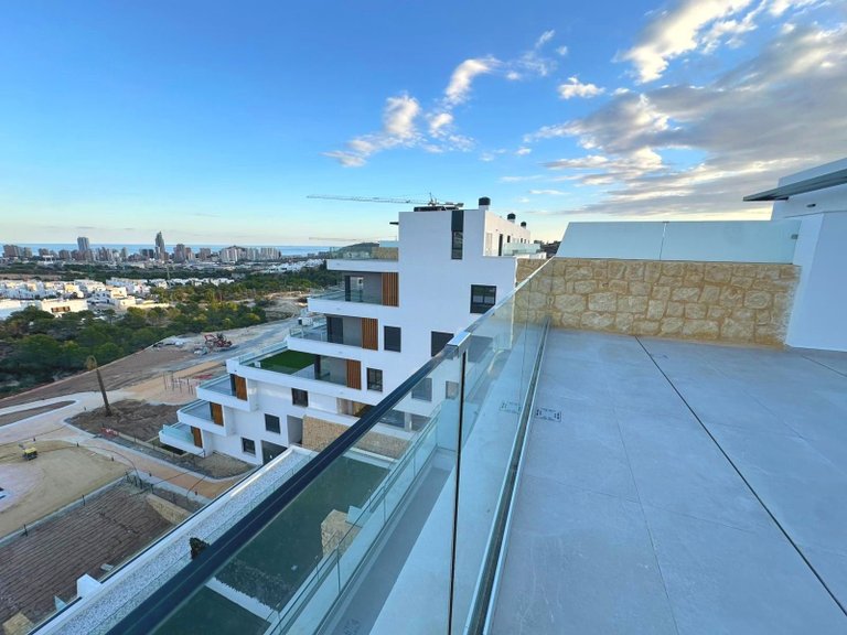 Penthouse for Sale in Finestrat, Alicante 37