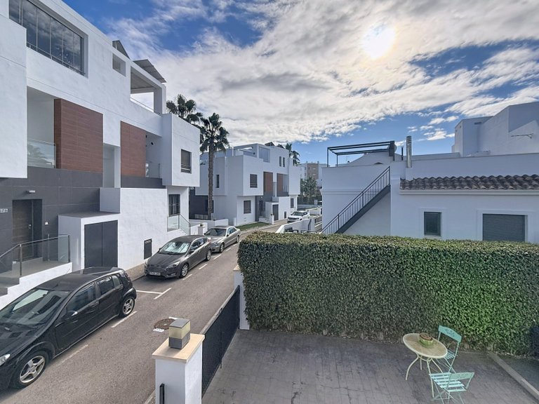 Villa for Sale in Villamartín, Orihuela Costa, Alicante 32