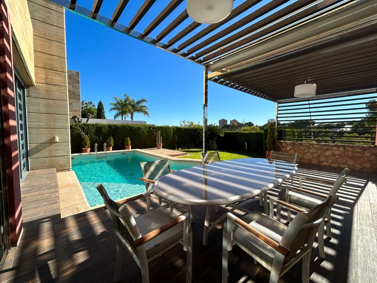 Villa for Sale in Dehesa de Campoamor, Orihuela Costa, Alicante 34