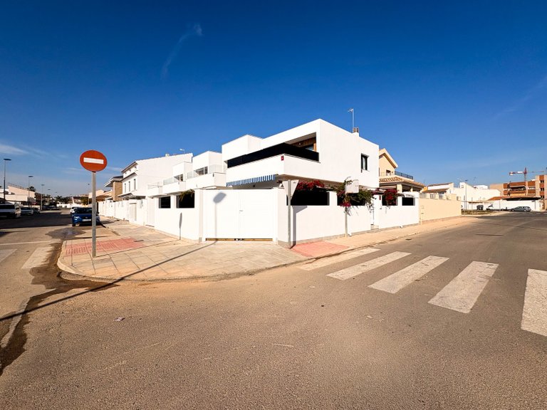 Villa for Sale in San Pedro del Pinatar pueblo, San Pedro Del Pinatar, Murcia 1