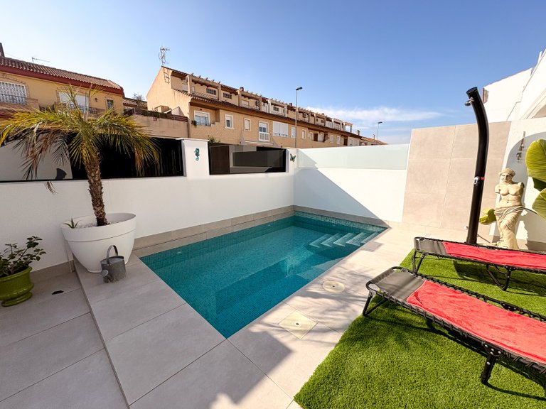Villa for Sale in San Pedro del Pinatar pueblo, San Pedro Del Pinatar, Murcia 3