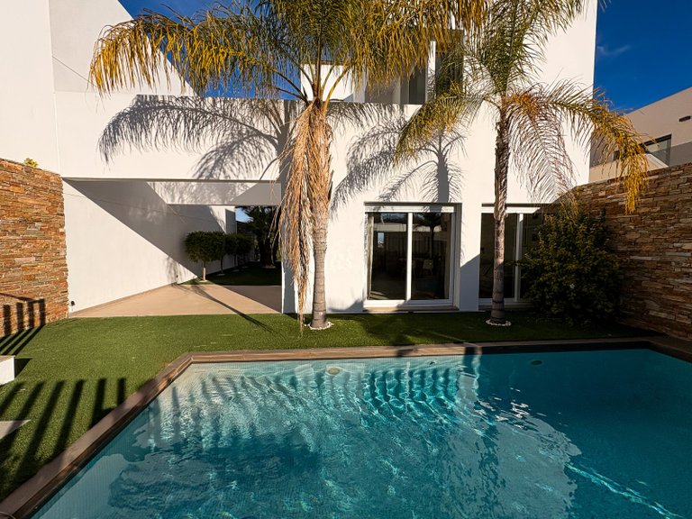 Villa for Sale in Ciudad Quesada, Ciudad Quesada - Rojales, - 3