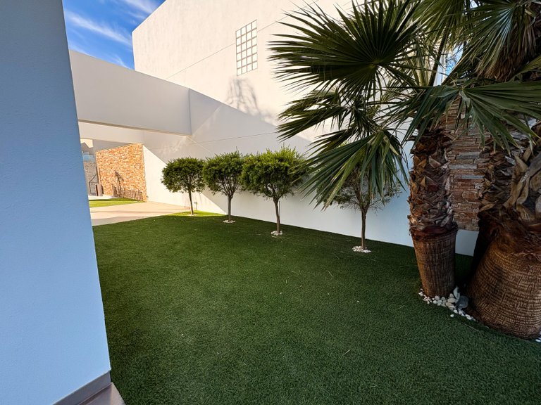 Villa for Sale in Ciudad Quesada, Ciudad Quesada - Rojales, - 34
