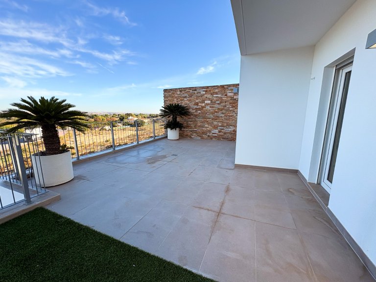 Villa for Sale in Ciudad Quesada, Ciudad Quesada - Rojales, - 38