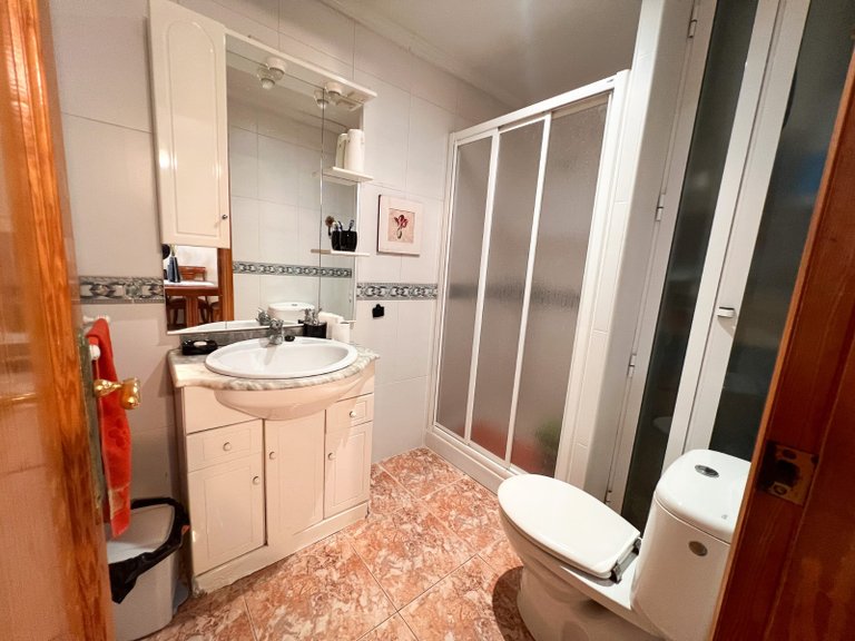 Apartment for Sale in Beach Guardamar, Guardamar Del Segura, Alicante 20