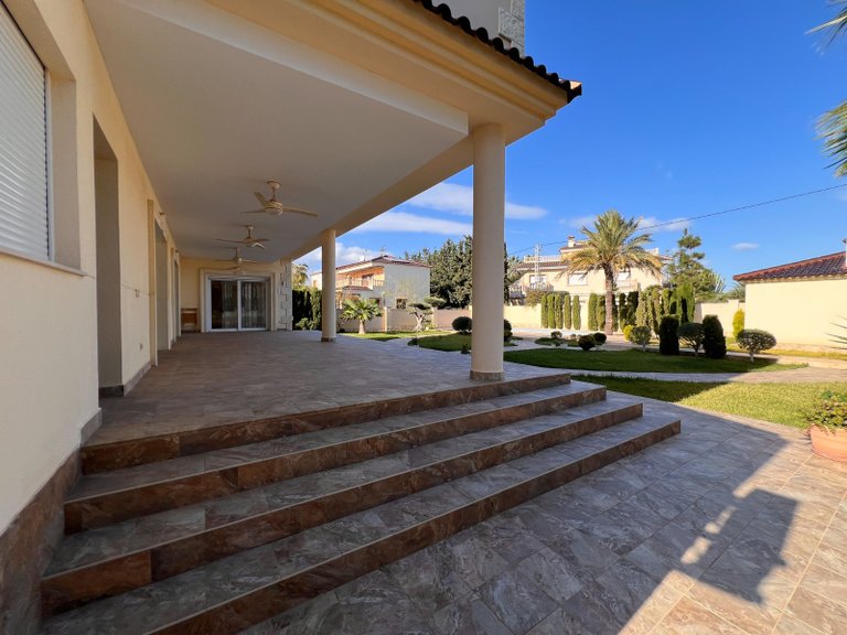 Villa for Sale in Orihuela Costa, Alicante 8