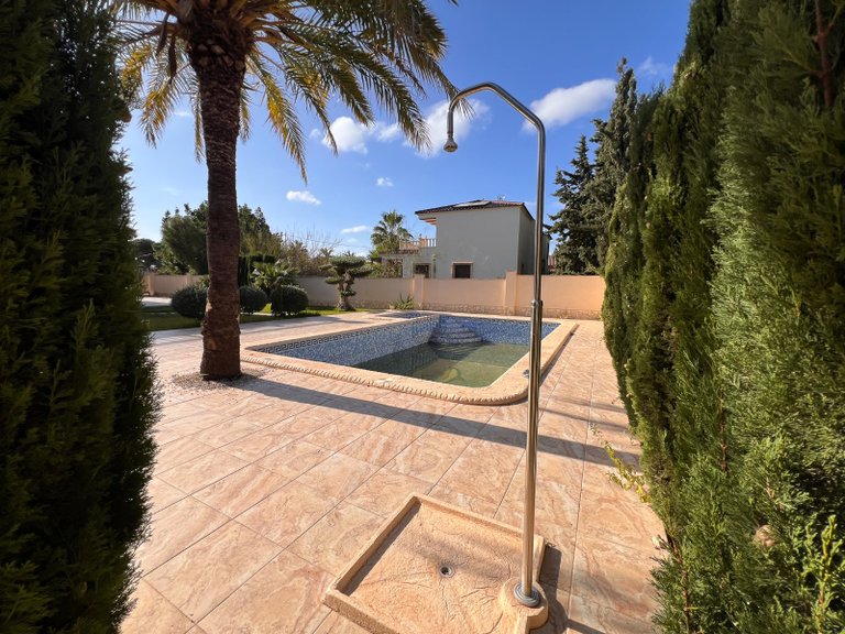 Villa for Sale in Orihuela Costa, Alicante 6