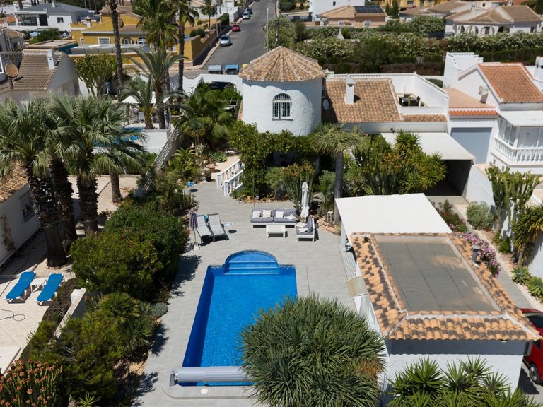 Villa for Sale in La Siesta - El Salado - Torreta, Torrevieja, Alicante 13