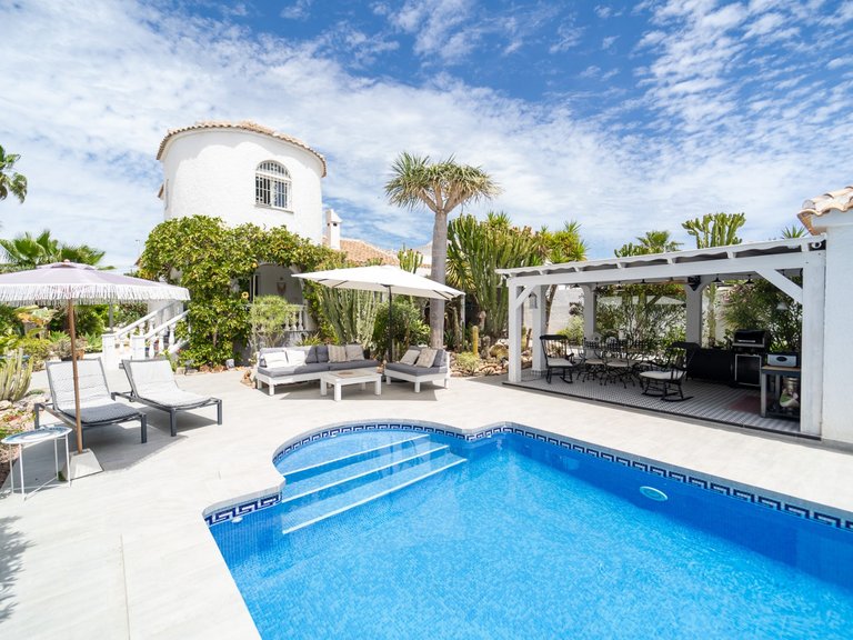 Villa for Sale in La Siesta - El Salado - Torreta, Torrevieja, Alicante 42