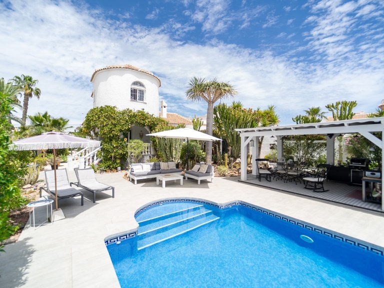 Villa for Sale in La Siesta - El Salado - Torreta, Torrevieja, Alicante 45