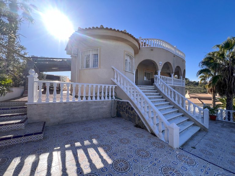 Villa for Sale in Rojales, Ciudad Quesada - Rojales, - 2