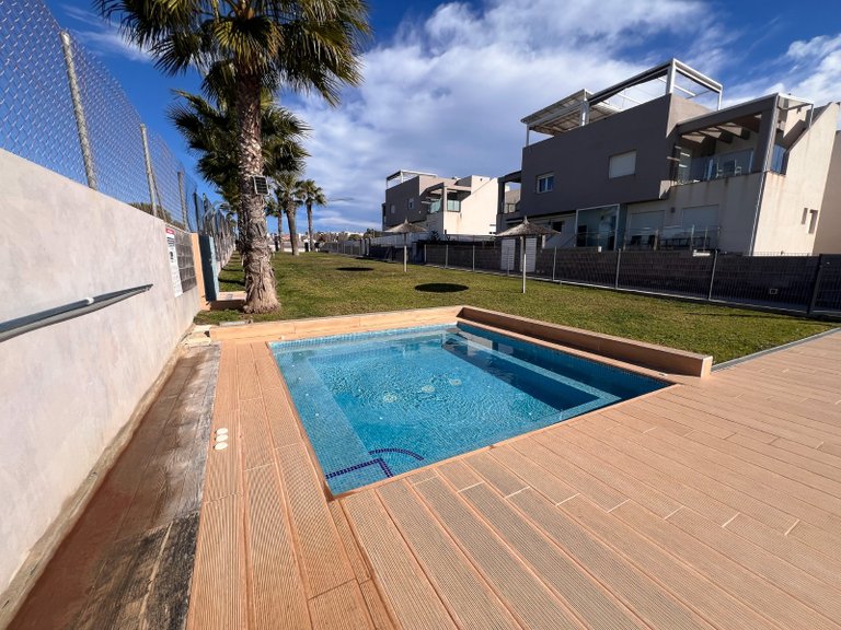 Villa for Sale in Torrevieja, - 43