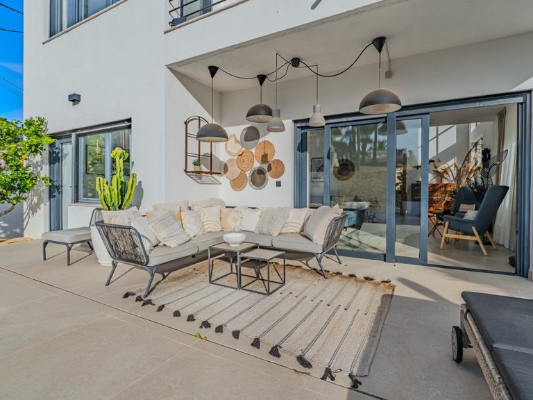 Villa for Sale in Cabo de las Huertas, Alicante, Alicante 6