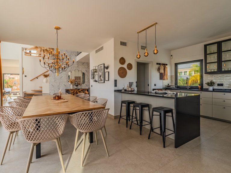 Villa for Sale in Cabo de las Huertas, Alicante, Alicante 10