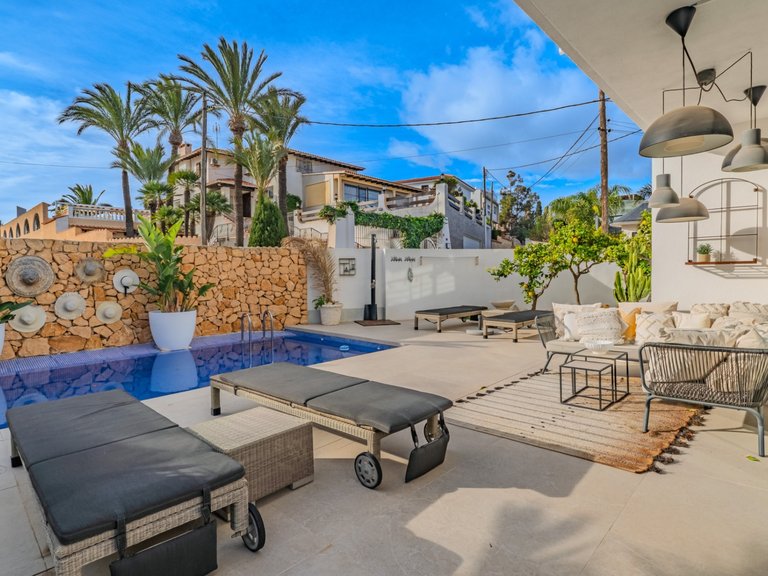 Villa for Sale in Cabo de las Huertas, Alicante, Alicante 4