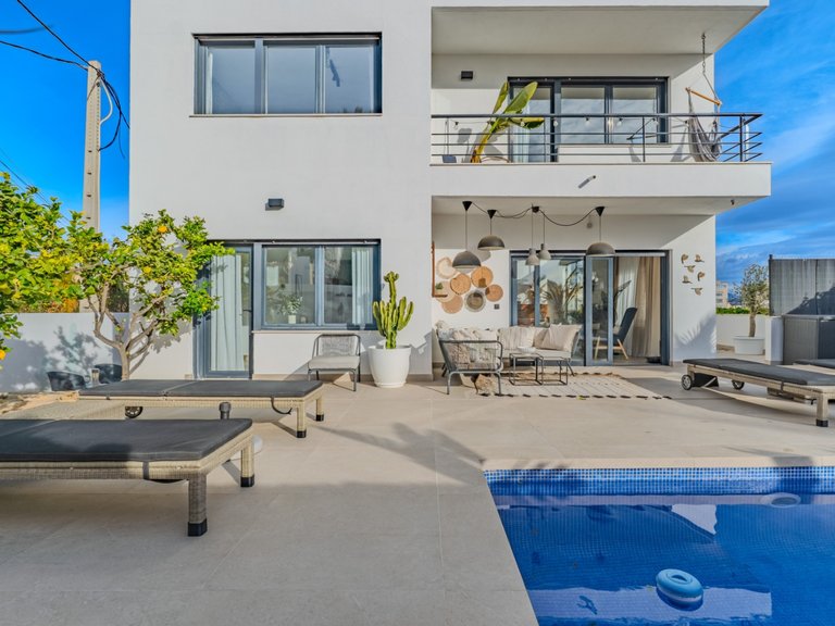 Villa for Sale in Cabo de las Huertas, Alicante, Alicante 3