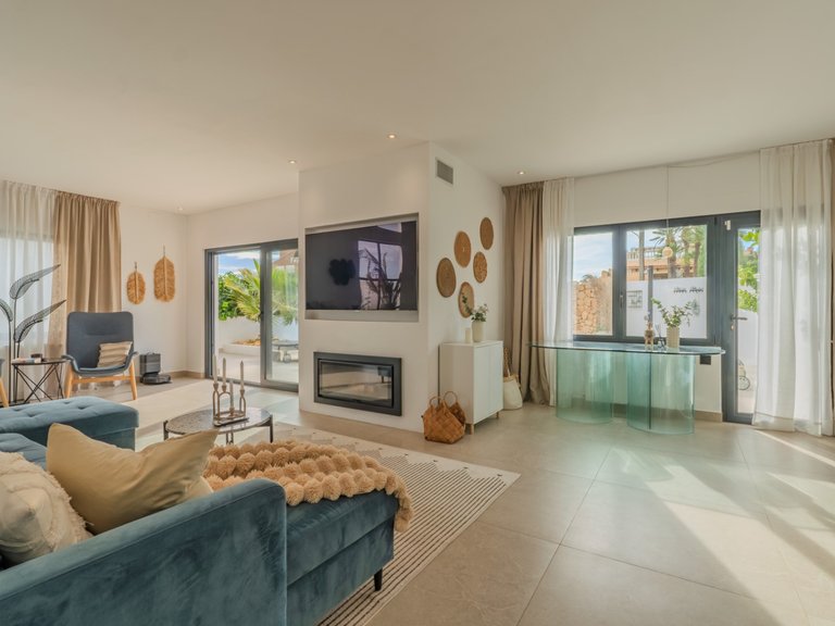 Villa for Sale in Cabo de las Huertas, Alicante, Alicante 20