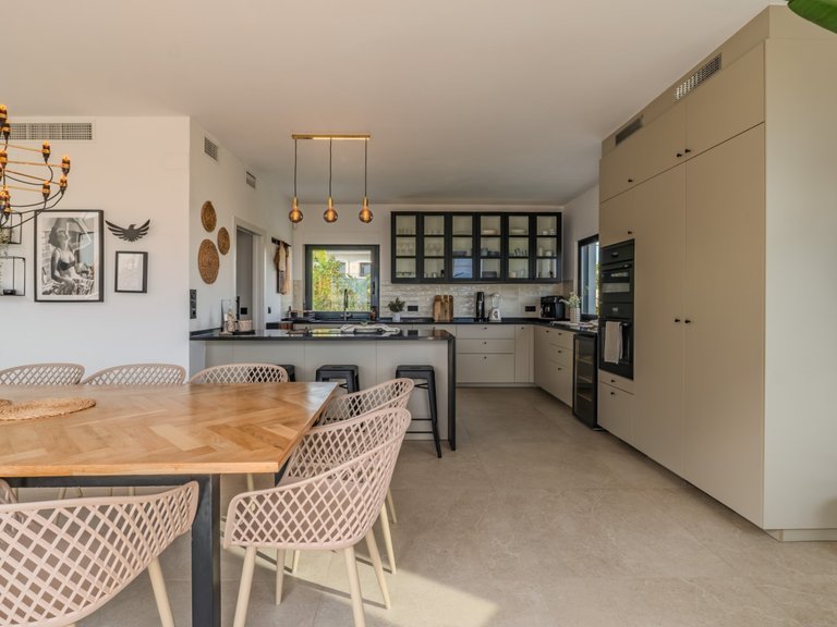 Villa for Sale in Cabo de las Huertas, Alicante, Alicante 11