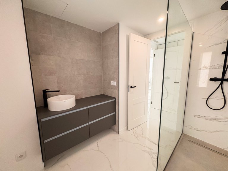 Villa for Sale in Coveta Fuma, El Campello, Alicante 31