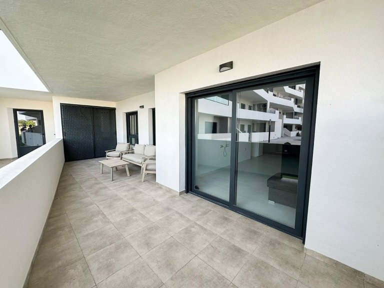 Apartment for Sale in Urbanizaciones, San Miguel De Salinas, Alicante 2