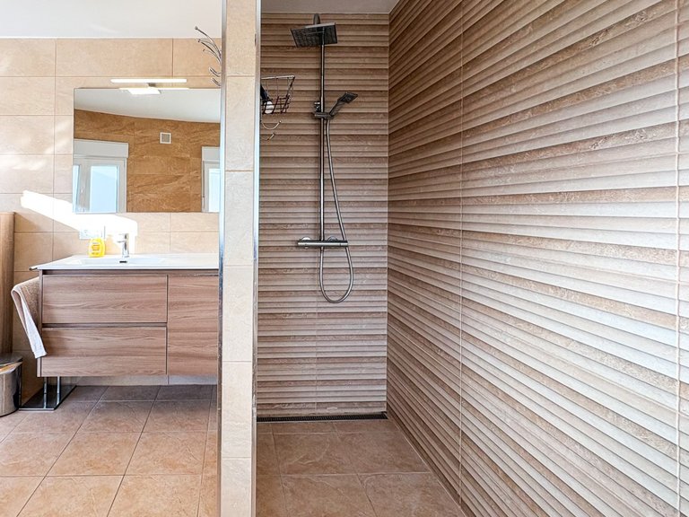 Villa for Sale in Ciudad Quesada, Ciudad Quesada - Rojales, - 48