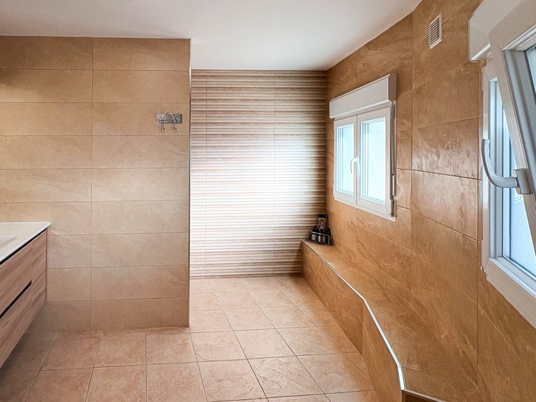 Villa for Sale in Ciudad Quesada, Ciudad Quesada - Rojales, - 50