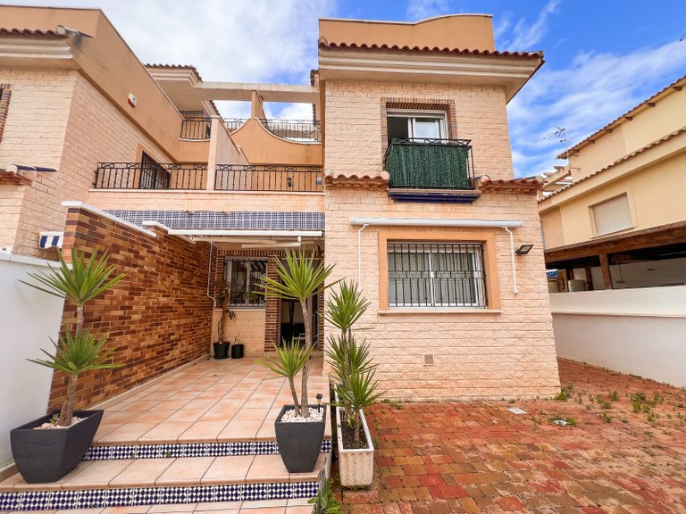 Town House for Sale in Pilar De La Horadada, Alicante 2