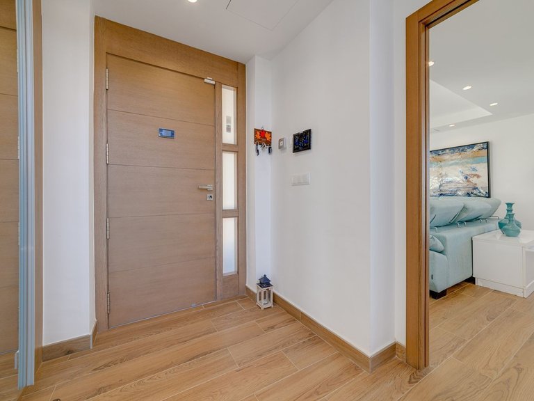 Villa for Sale in Torrevieja, - 9