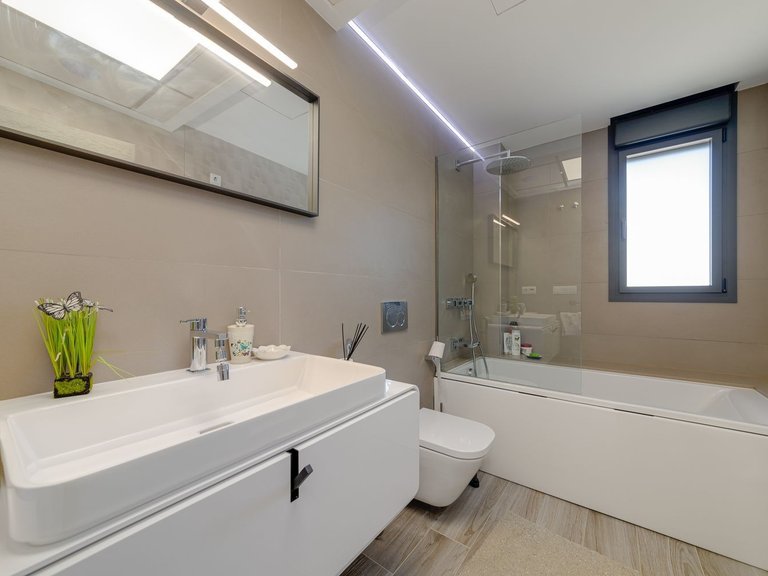 Villa for Sale in Torrevieja, - 29