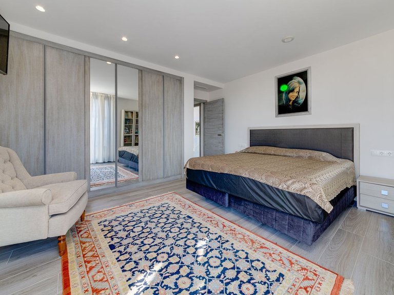 Villa for Sale in Torrevieja, - 26