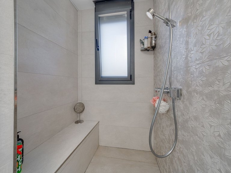 Villa for Sale in Torrevieja, - 41