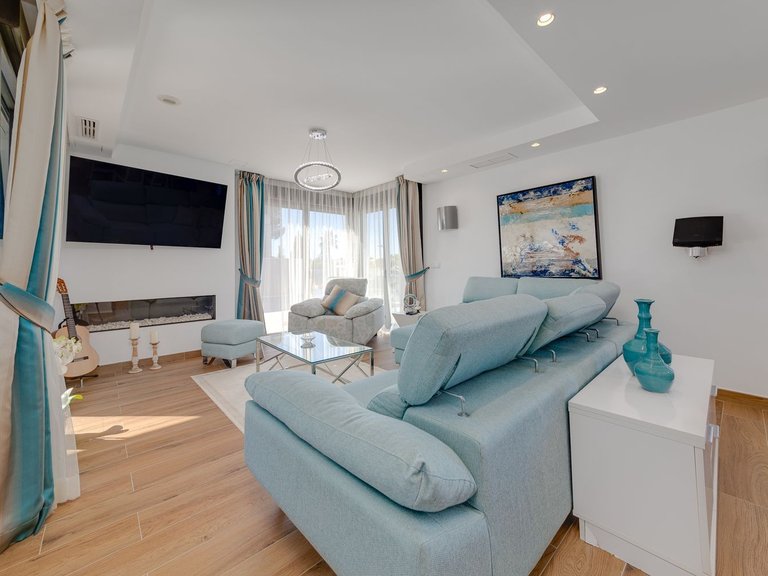 Villa for Sale in Torrevieja, - 12